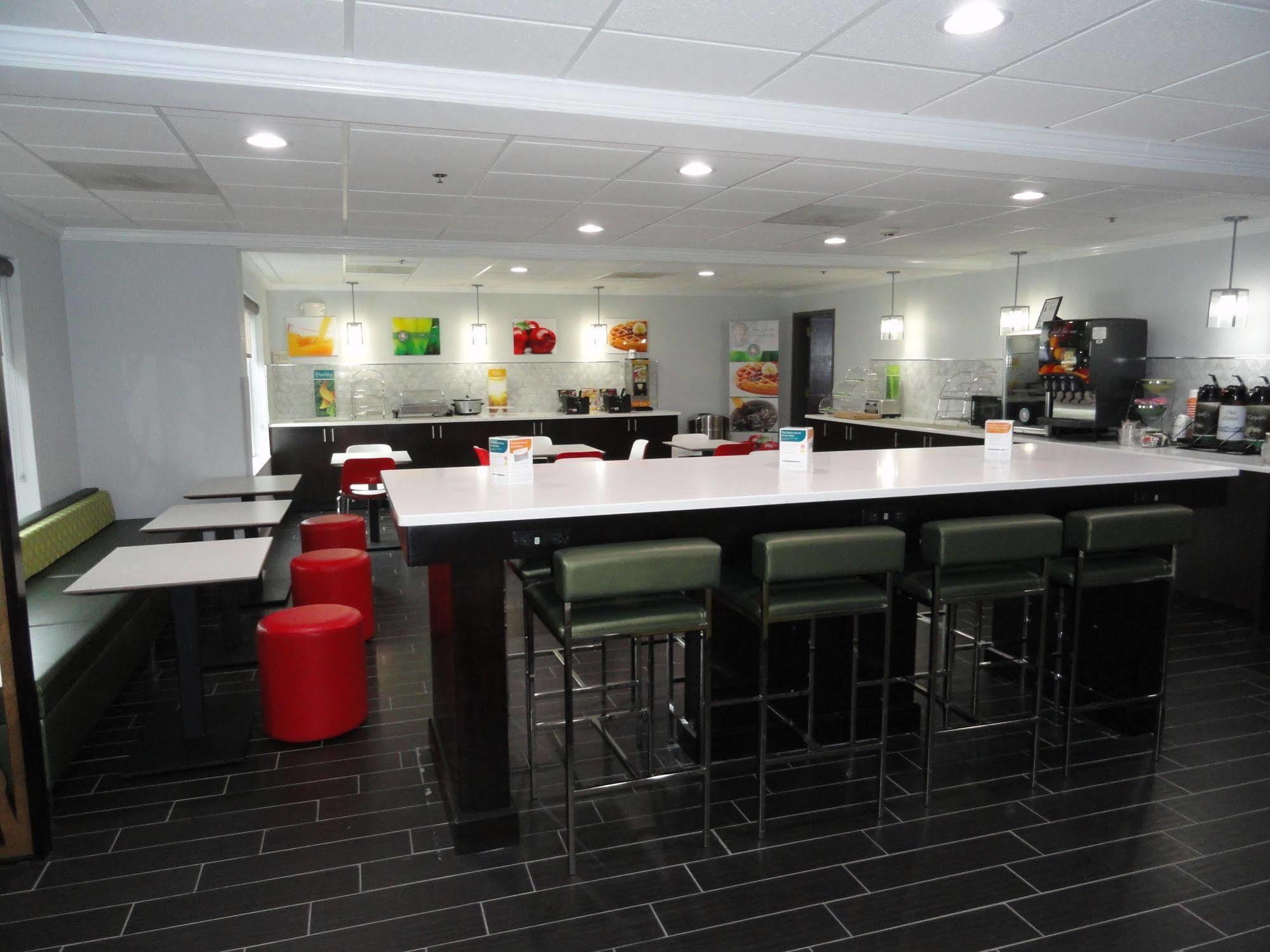 Quality Suites Pineville - Charlotte Εξωτερικό φωτογραφία